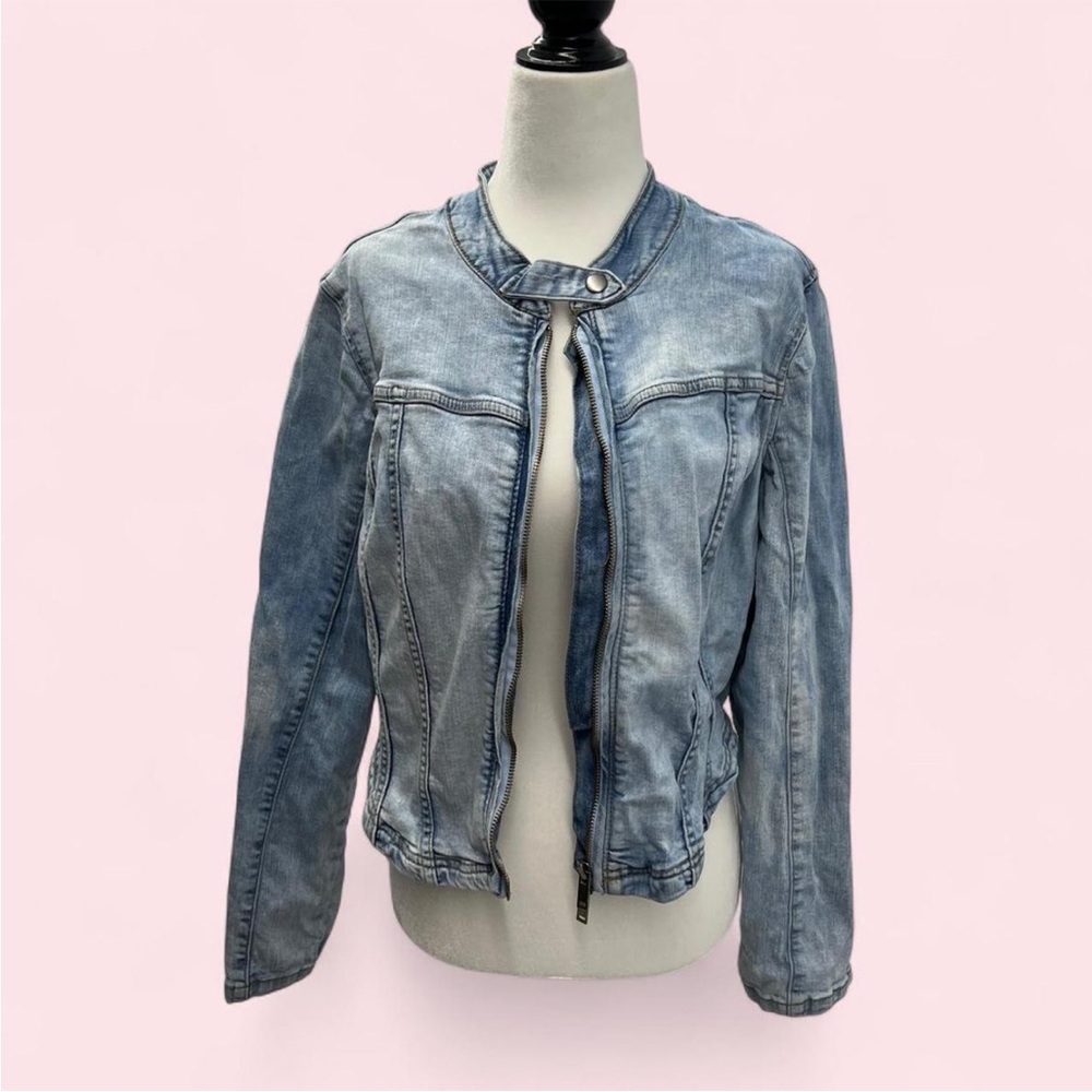 Light Blue Denim Jacket - Picture 3 of 8